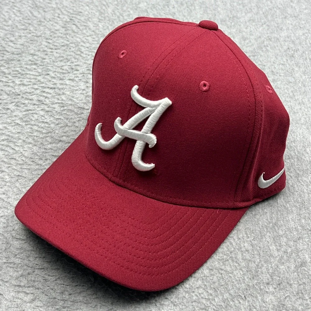 Alabama Crimson Tide Nike Hat Mens S/M Red Classic99 Dri-FIT Fitted Cap CN7302